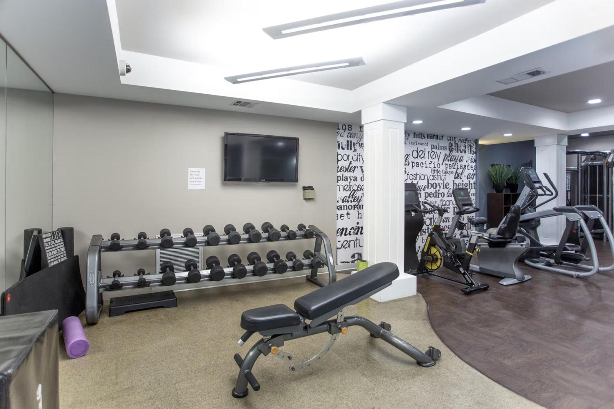 Beverly Hills Chic 2 Bed 2Bath With Patio And Parking 309 Los Angeles Ngoại thất bức ảnh